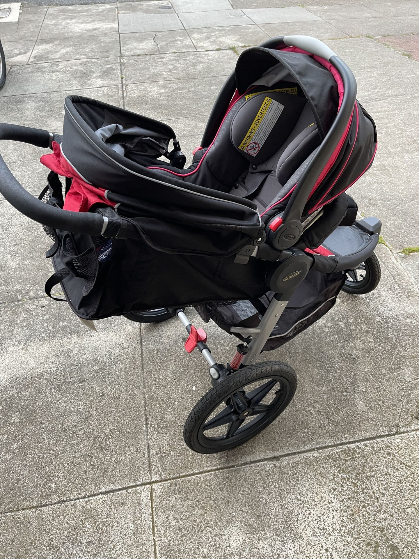 Graco Jogging Stroller With Baby Seat And Base