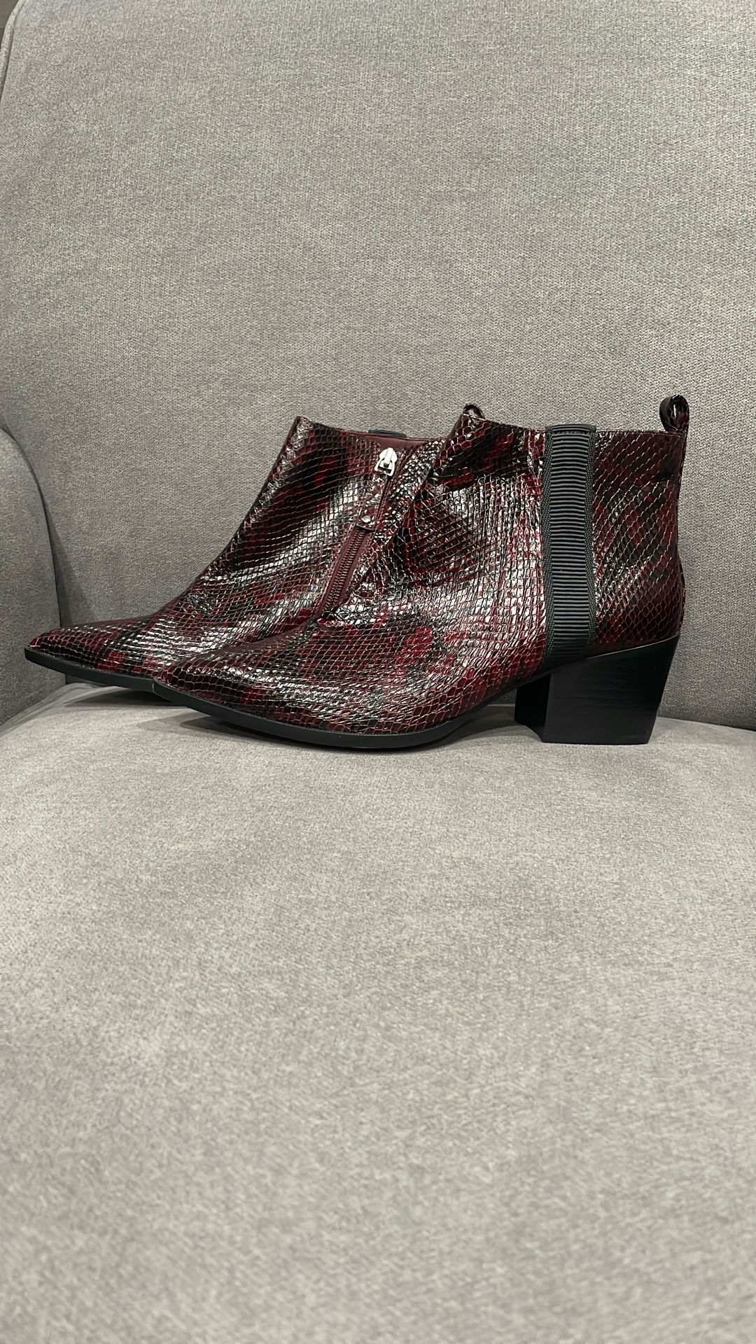 LINEA PAOLO Wine/black Leather Sevilla Booties