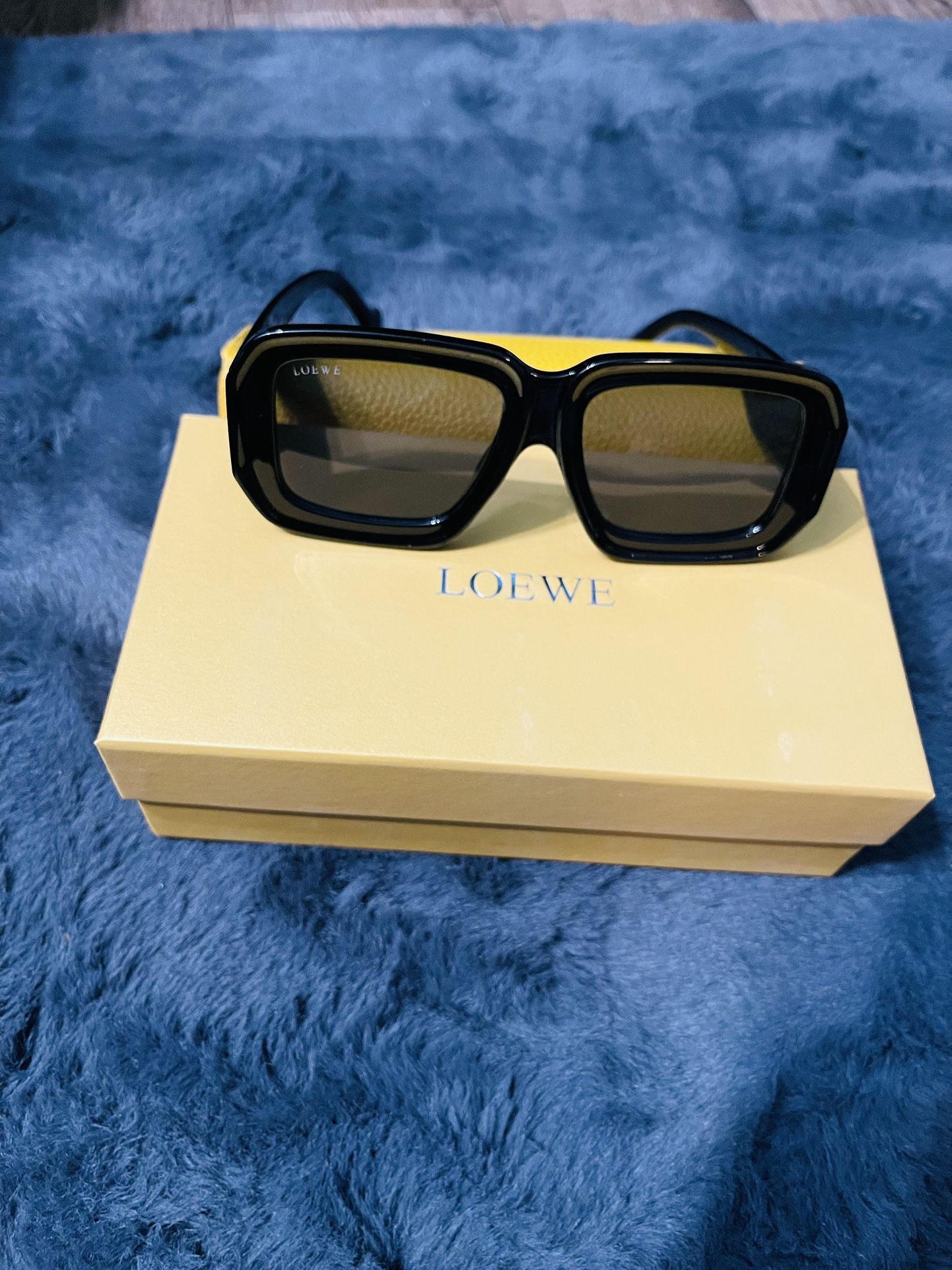Sunglasses 