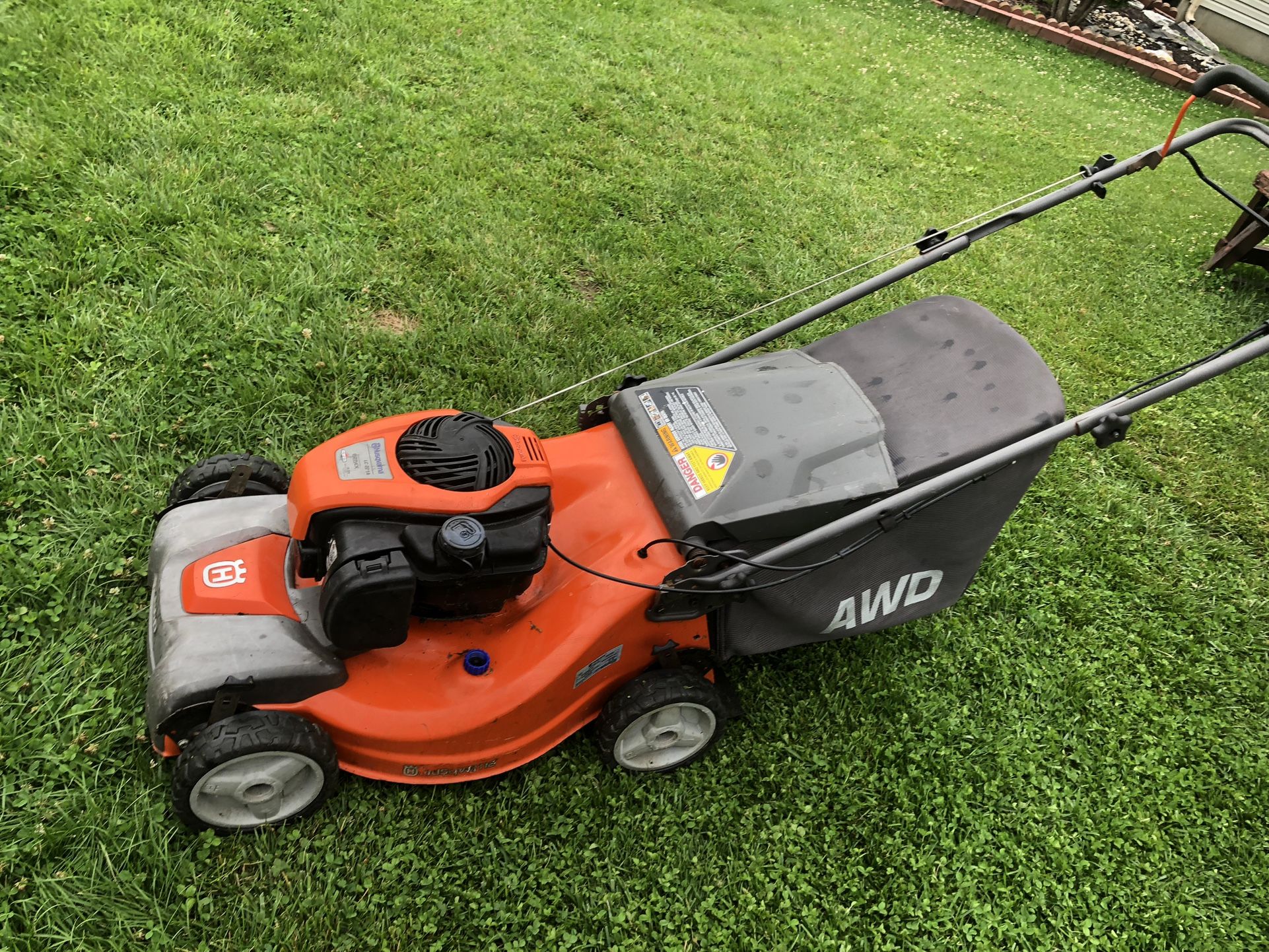 Husqvarna LC221A AWD Self Propelled Lawn Mower