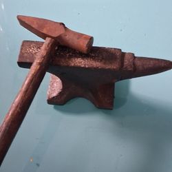 Antique Jeweler Anvil/Hammer