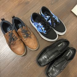 Boys Shoe Bundle Size 3 YOUTH 