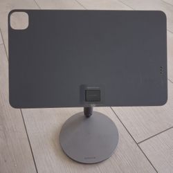 iPad Wireless Charging Stand