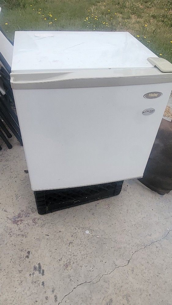 Mini Refrigerator