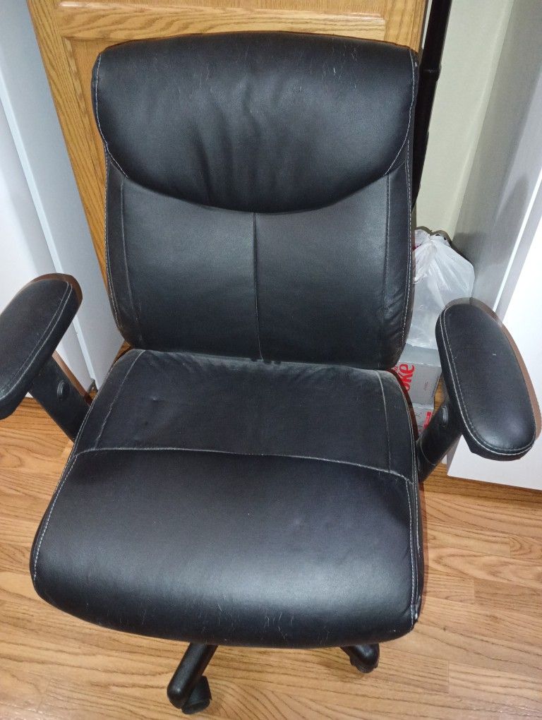 Office Chair  Excellent  Black $20