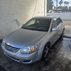 2009 KIA SPECTRA CLEAN 