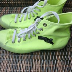  CONVERSE Chuck Taylor All Star Unisex High Top Neon Sneaker