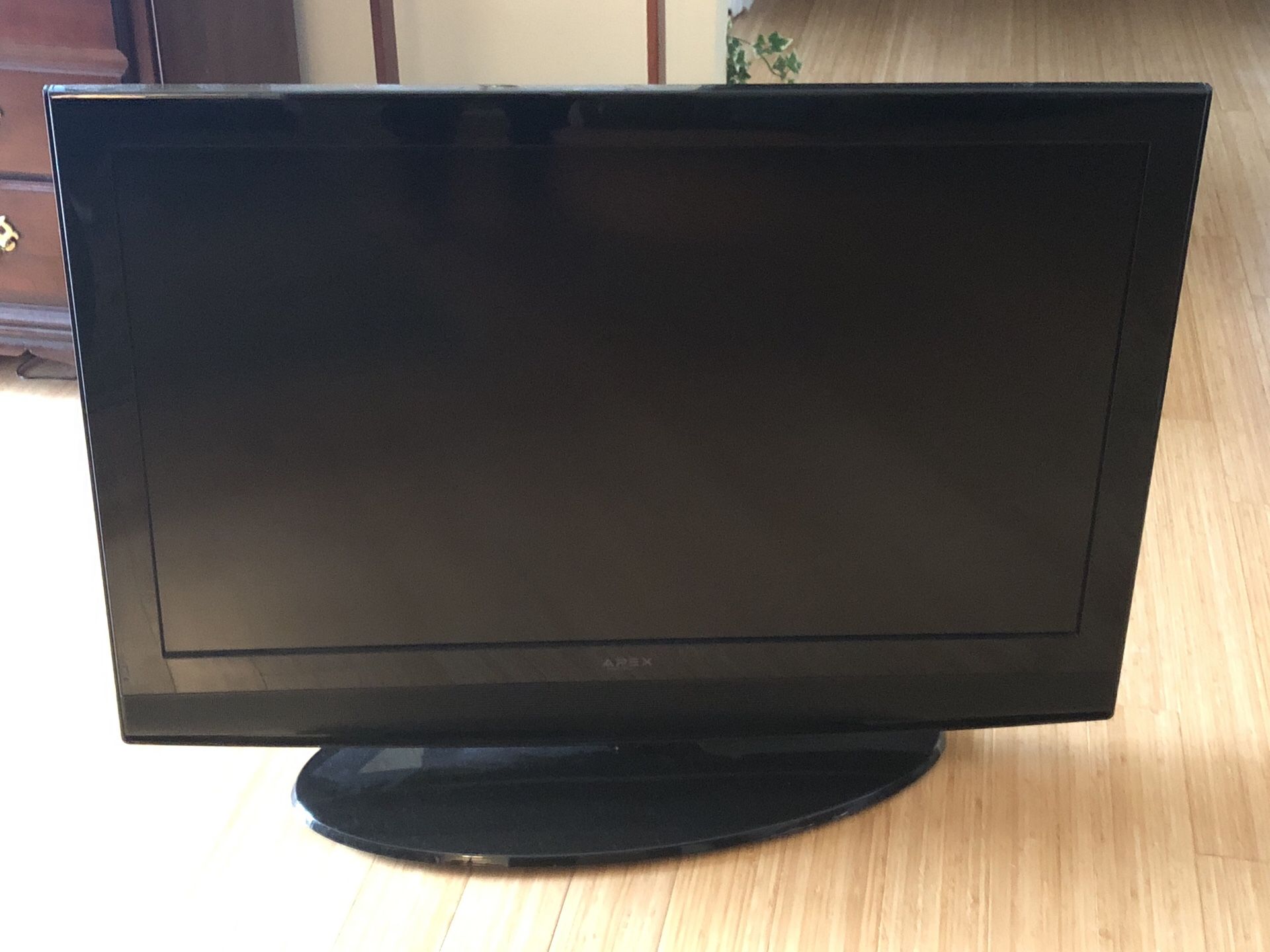 Apex LCD 40 inch TV