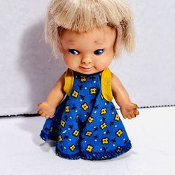 Vintage 1965 Uneeda Pee Wee Girl Character Doll 3 1/2" Tall Blonde
