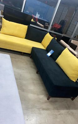 Modern Living Room Sectional Set💕