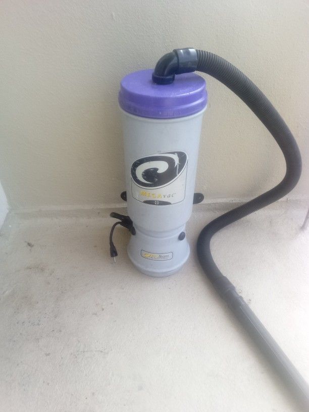 Protein Backpack Vacuum Professional