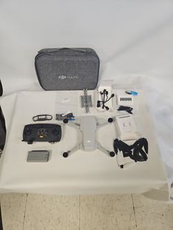 DJI Mini SE Drone with Controller, Battery, Propellers, Landing Gear 815159-1