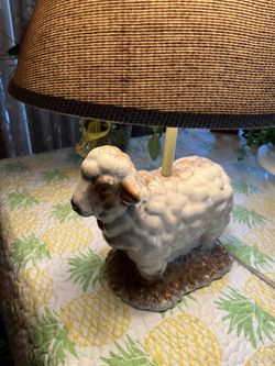 Sheep lamp