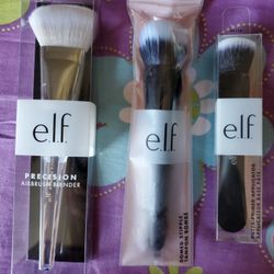 Elf Brochas 