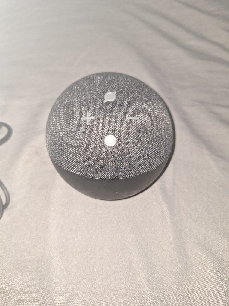 Amazon Echo Dot (4th Generation)