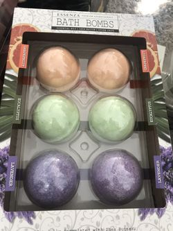 Bath bombs