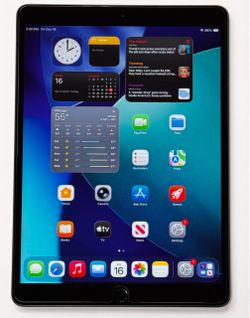 Apple iPad Air 3 3rd Gen 64GB 10.5” Wi-Fi Tablet IOS 26.7