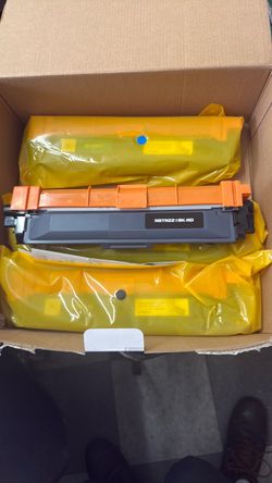 Toner cartridges TN221