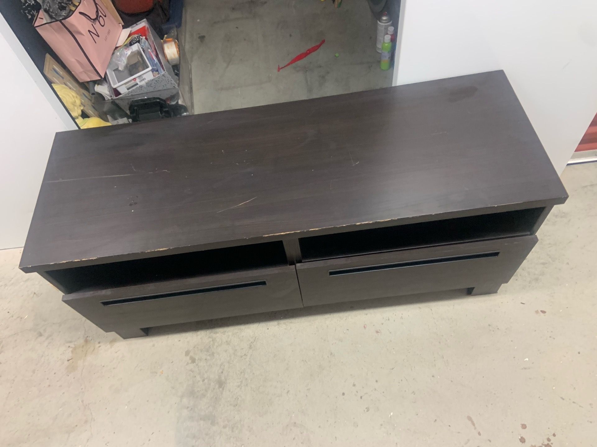 Tv stand