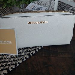 New Michael  Kors  Wallet 