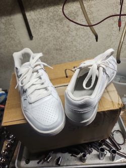 NIKE AIR FORCE 1