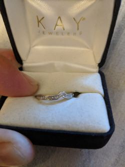 Ladies 10k white diamond band ring