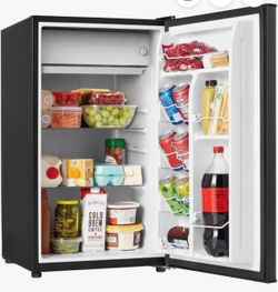 3.3 cu ft Galanz Mini Fridge