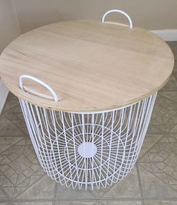 Storage Floor Bin White/ Pillowfort