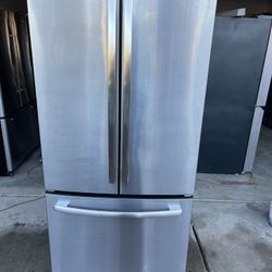 Ge Refrigerator 33in Wide Stainless Steel