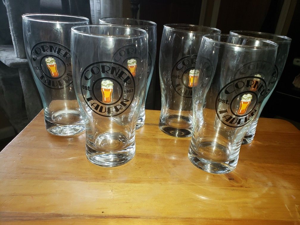 NEW 6 CORNER TAVERN BEER GLASSES