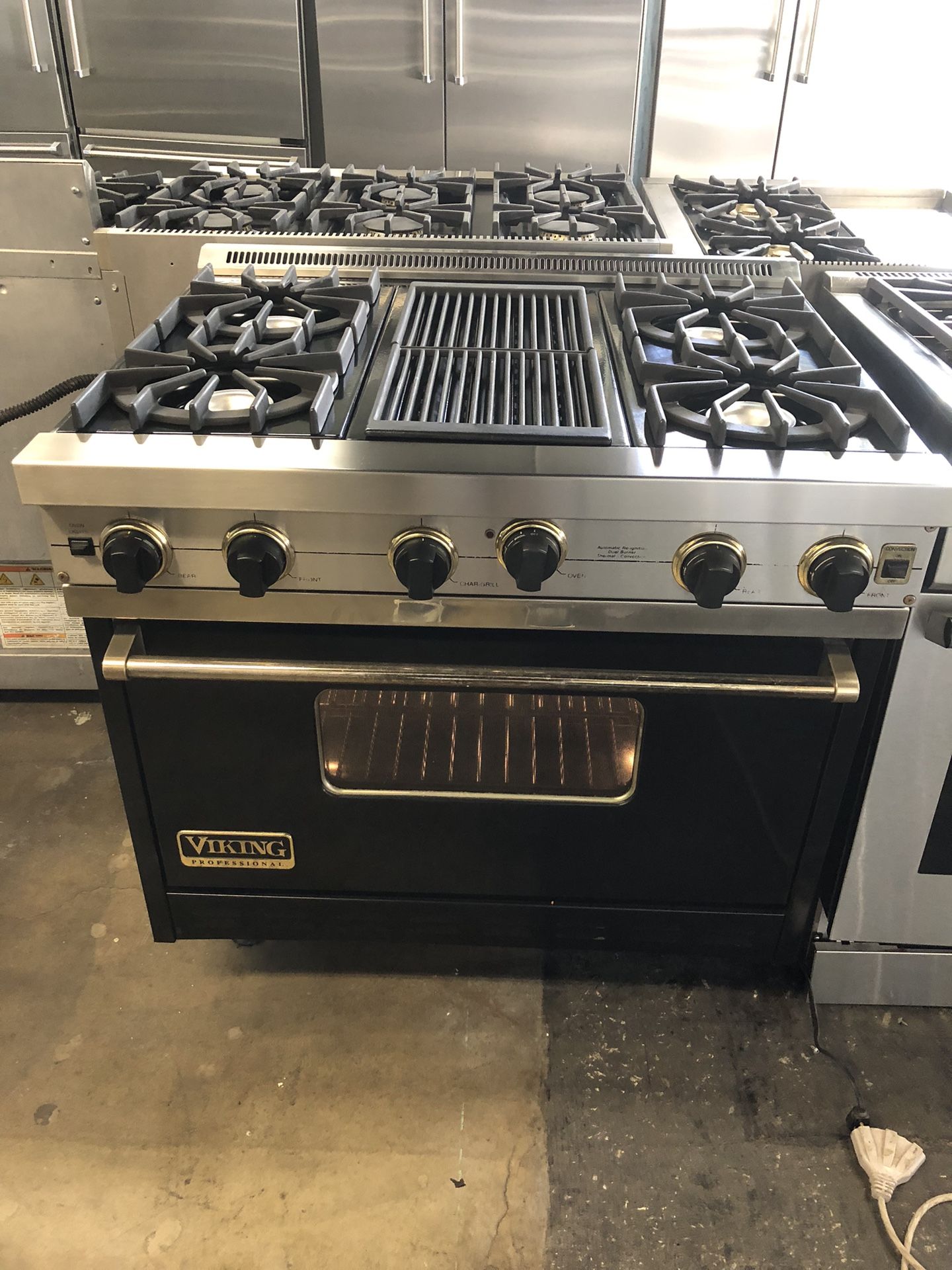 Viking 36” Black Gas Range Stove