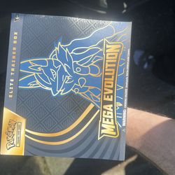 Mega Lucario etb 75$