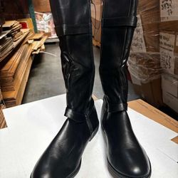 Women’s Seasonal Boots – Wholesale Box (6 Pairs) ONLY $18