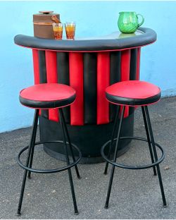 1970's vinyl and laminate bar with matching stools