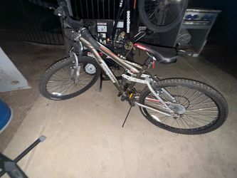 Mongoose Brawler 20 inch BMX Bike - Black