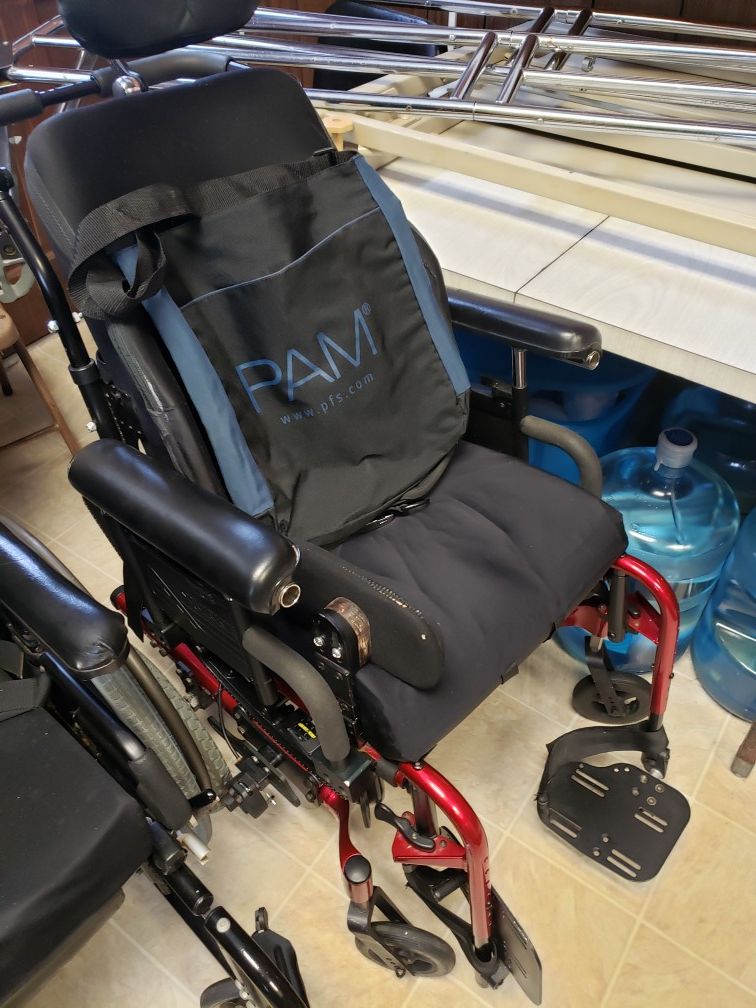 Push only "quickie" brand adjustable wheel chair