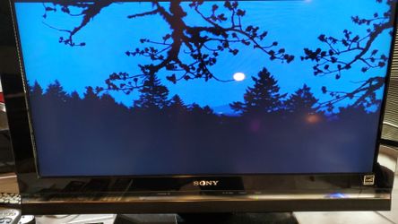 Sony Bravia HD 36in TV. 100.00 obo