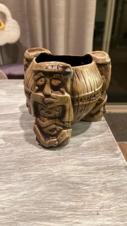 Disney Uh-oa Bowl Enchanted Tiki Bar 2nd Edition