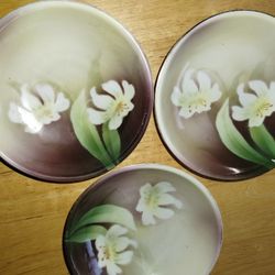               (Ceramic Mini Bowl's) 