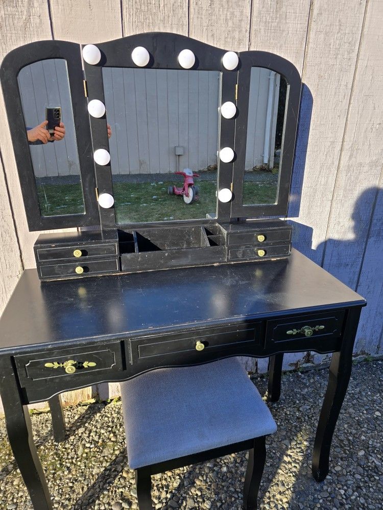 IKEA Makeup vanity
