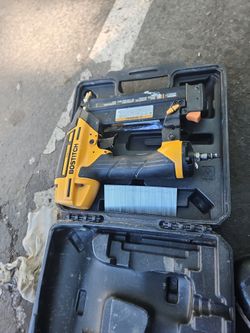 Nail gun