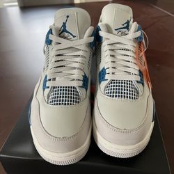 Air Jordan 4 Military Blue