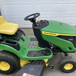 John Deere 