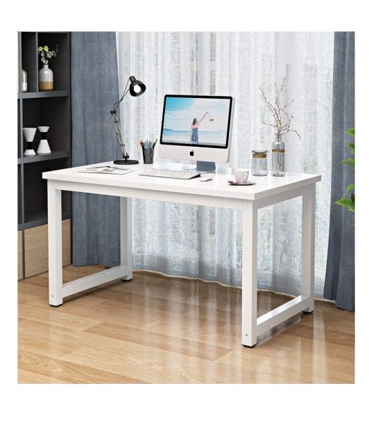 White Desk With Added Pullout Keyboard Tray
