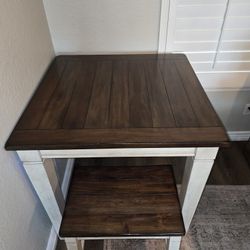 Mahogany Wood Table