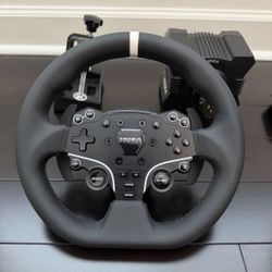 Moza R5 Racing Wheel Bundle