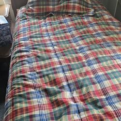 Free Mahogany Wood Twin Bed