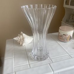  Elegant  Crystal Flower Vase -  Perfect 🤩 