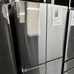 Samsung Refrigerator. 🚚WE DELIVER🚚