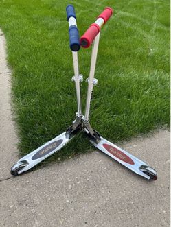 1 Red Razor scooter